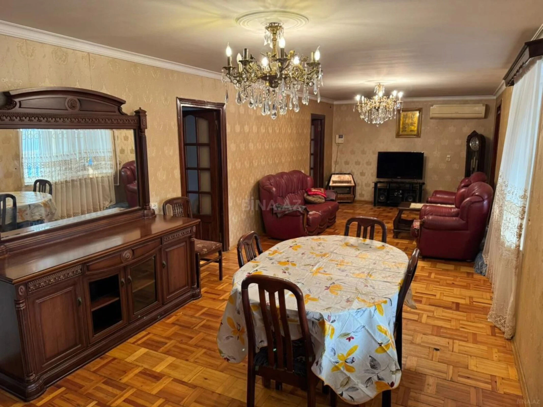 Kirayə verilir 5 otaqlı həyət evi 230 m²