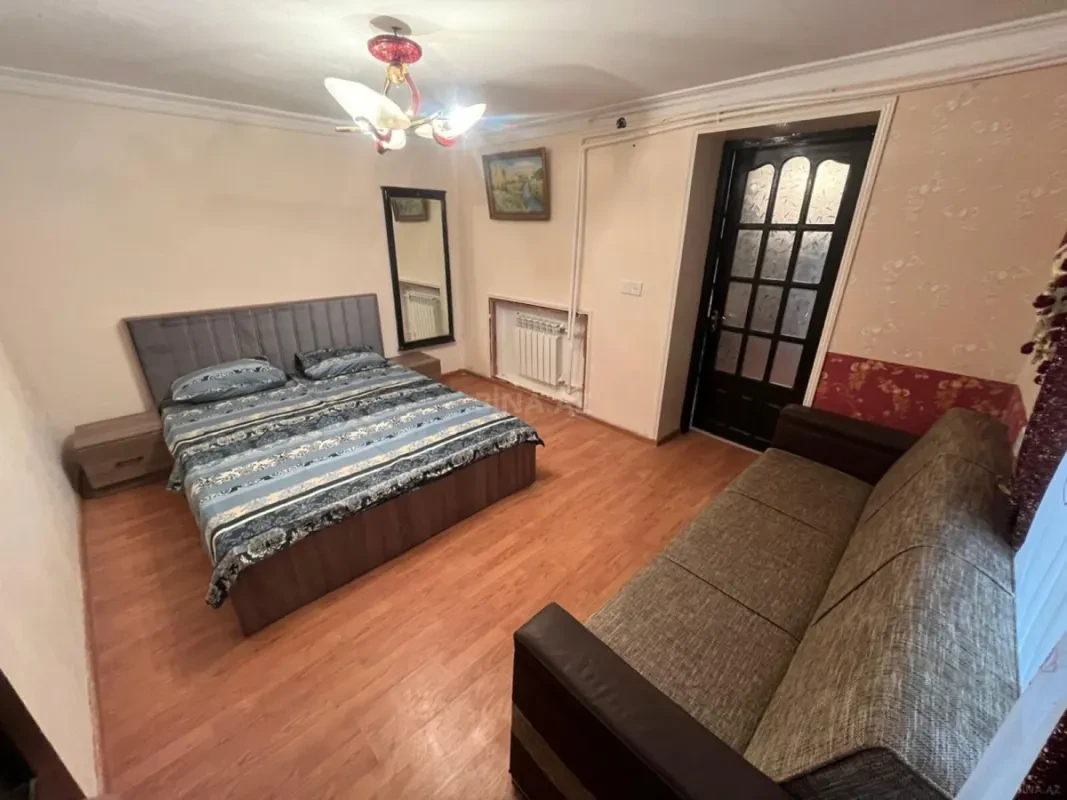 Kirayə verilir 5 otaqlı həyət evi 230 m²