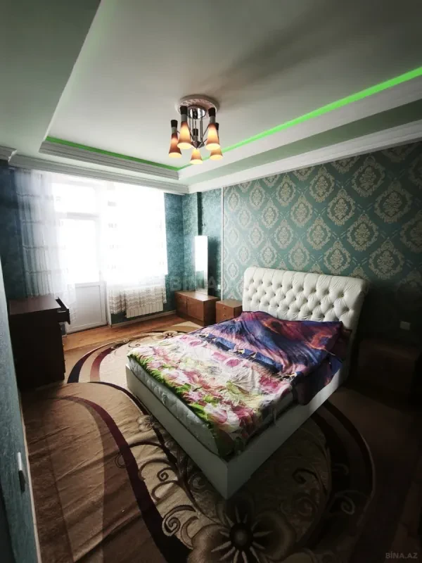 Kirayə verilir 2 otaqlı mənzil 100 m²