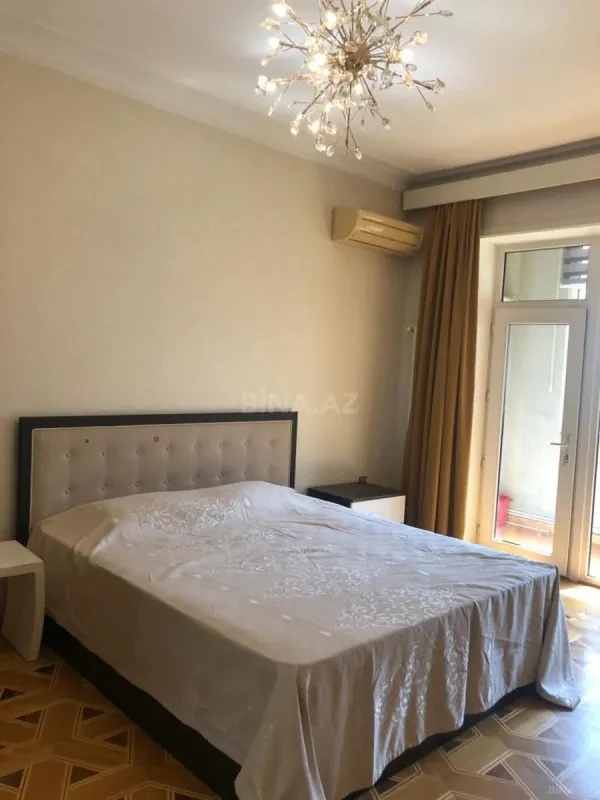 Kirayə verilir 3 otaqlı mənzil 91 m²