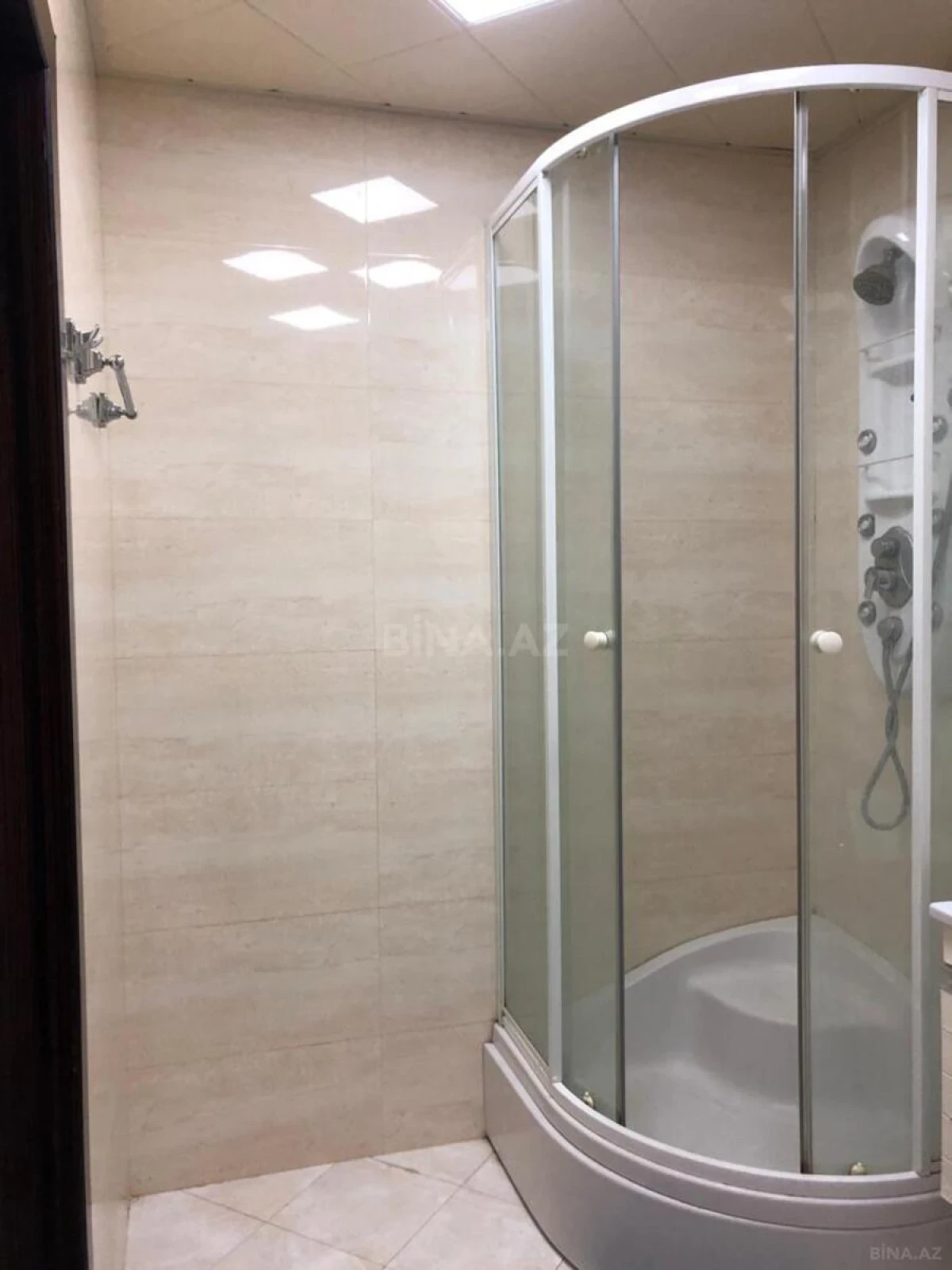 Kirayə verilir 3 otaqlı mənzil 91 m²