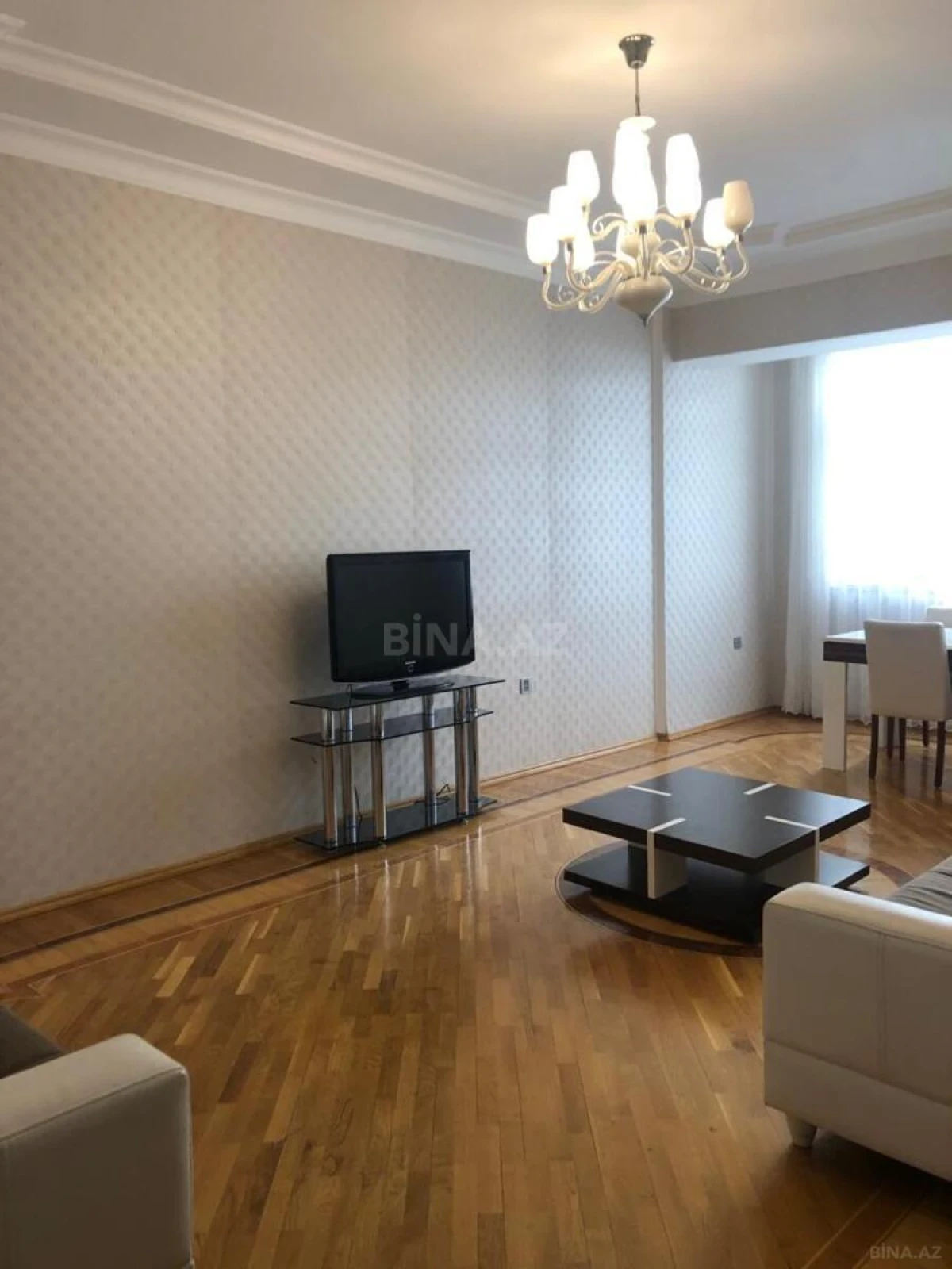 Kirayə verilir 3 otaqlı mənzil 91 m²