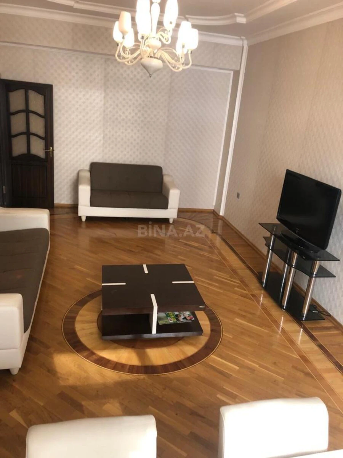Kirayə verilir 3 otaqlı mənzil 91 m²