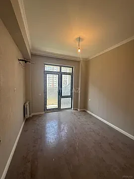 Satılır 2 otaqlı mənzil 49 m²