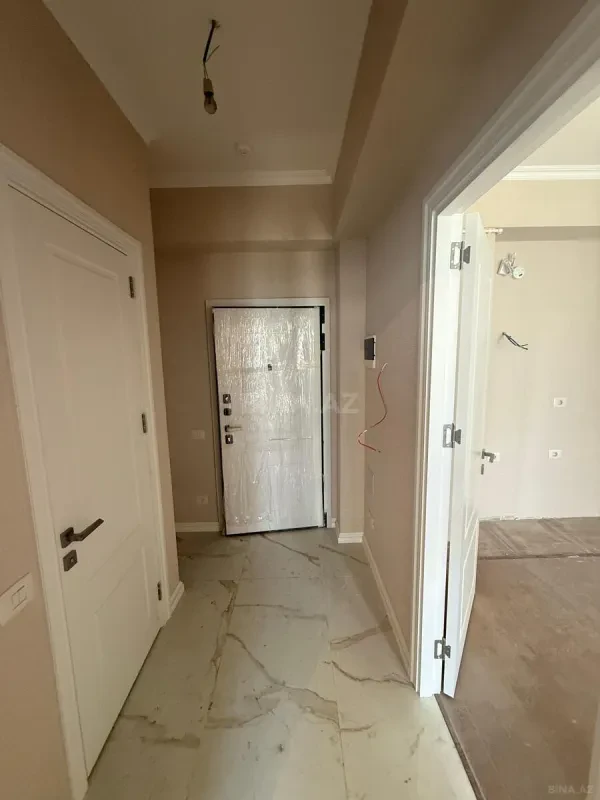 Satılır 2 otaqlı mənzil 49 m²
