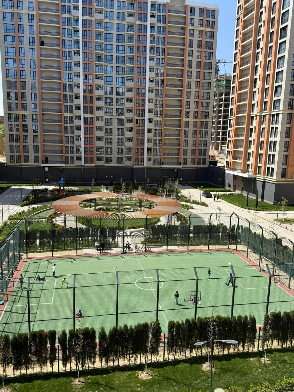 Satılır 2 otaqlı mənzil 49 m²