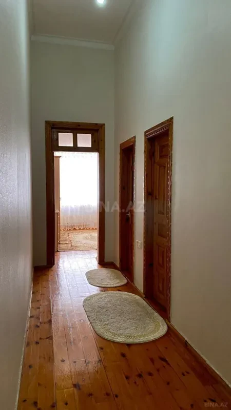 Kirayə verilir 6 otaqlı həyət evi 350 m²