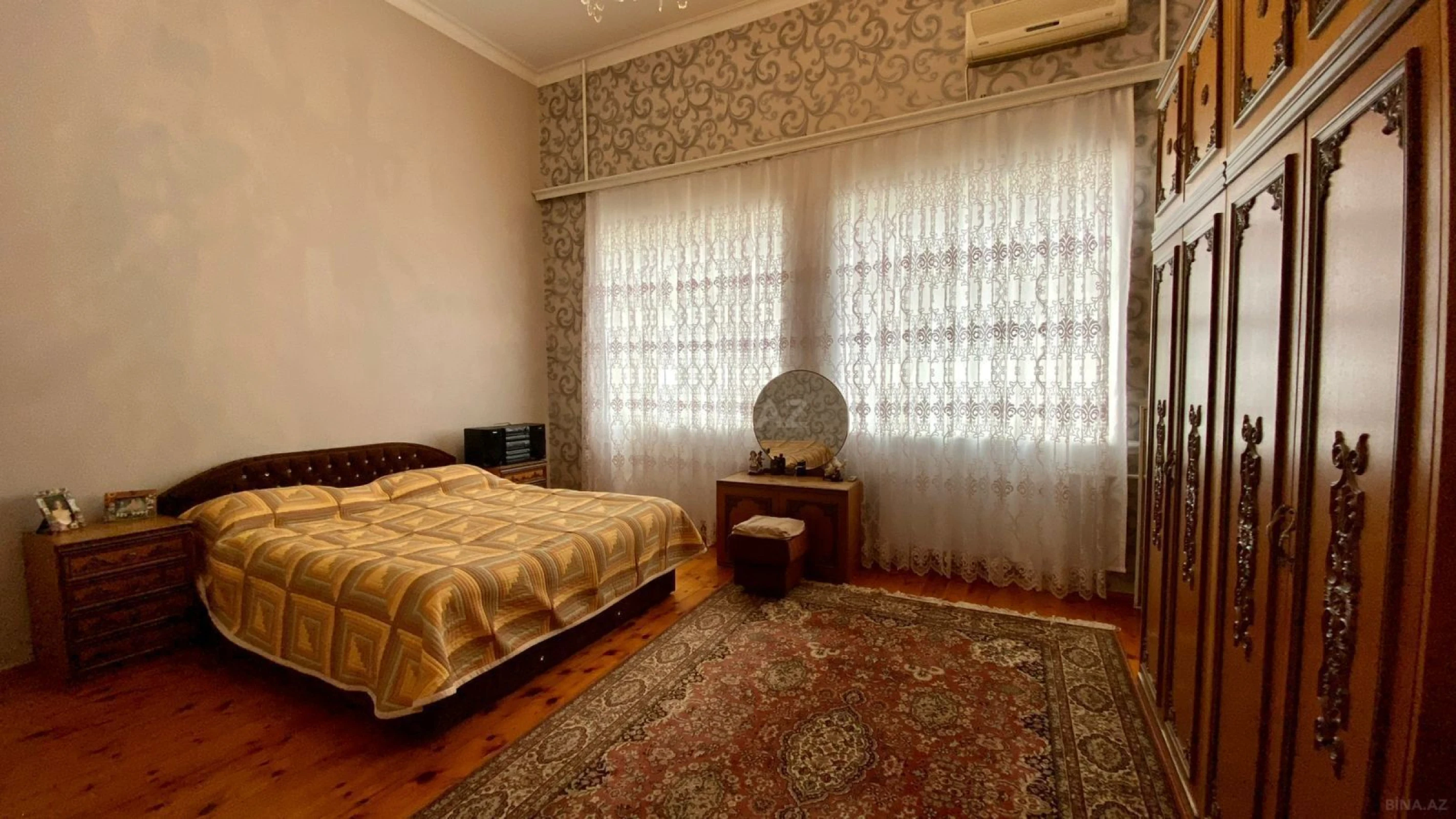 Kirayə verilir 6 otaqlı həyət evi 350 m²