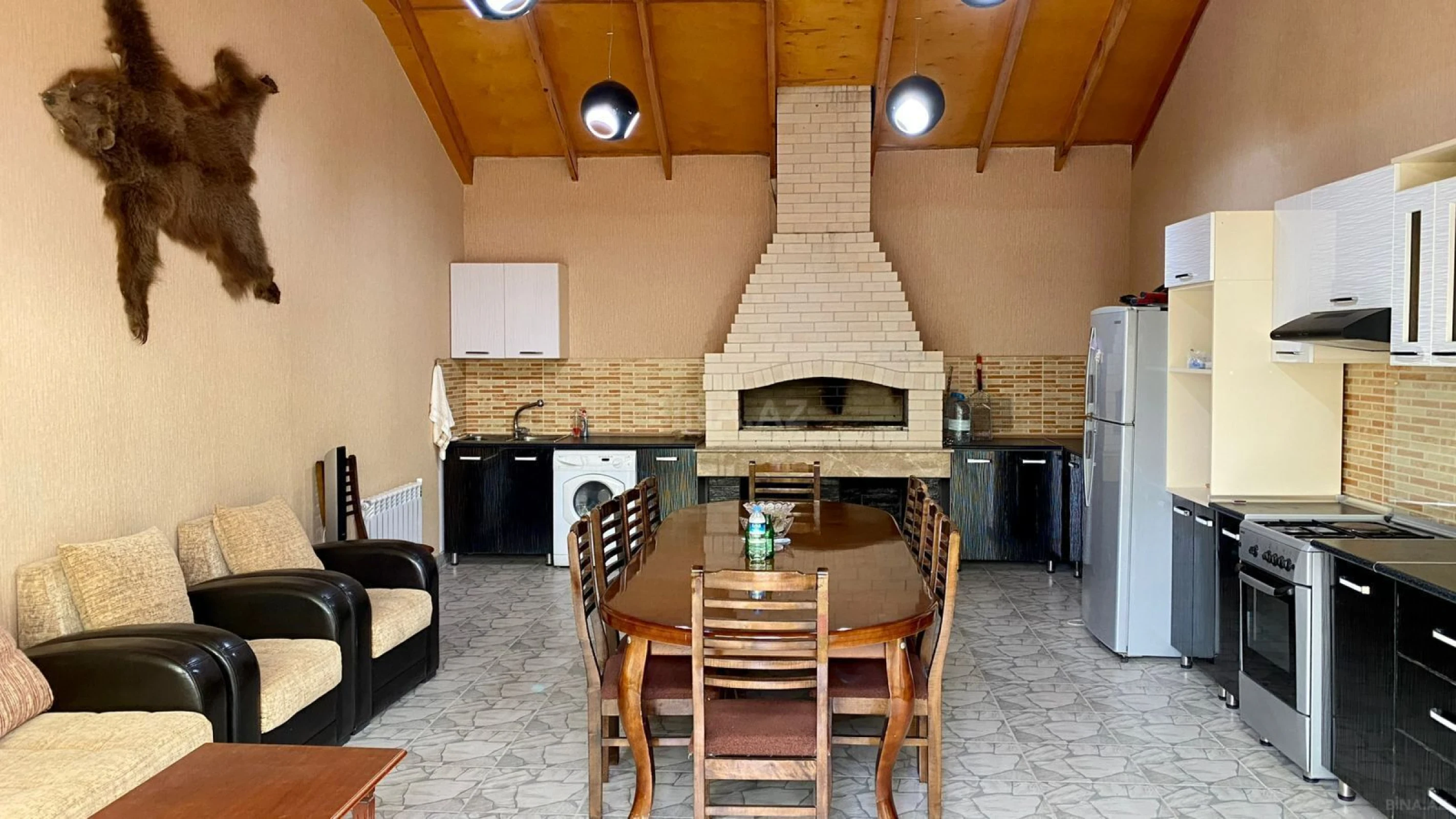 Kirayə verilir 6 otaqlı həyət evi 350 m²
