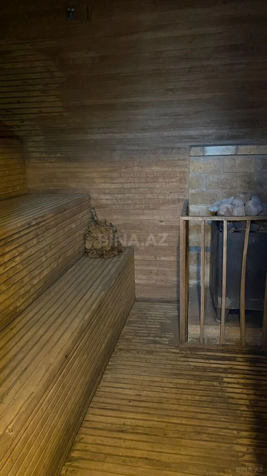 Kirayə verilir 6 otaqlı həyət evi 350 m²