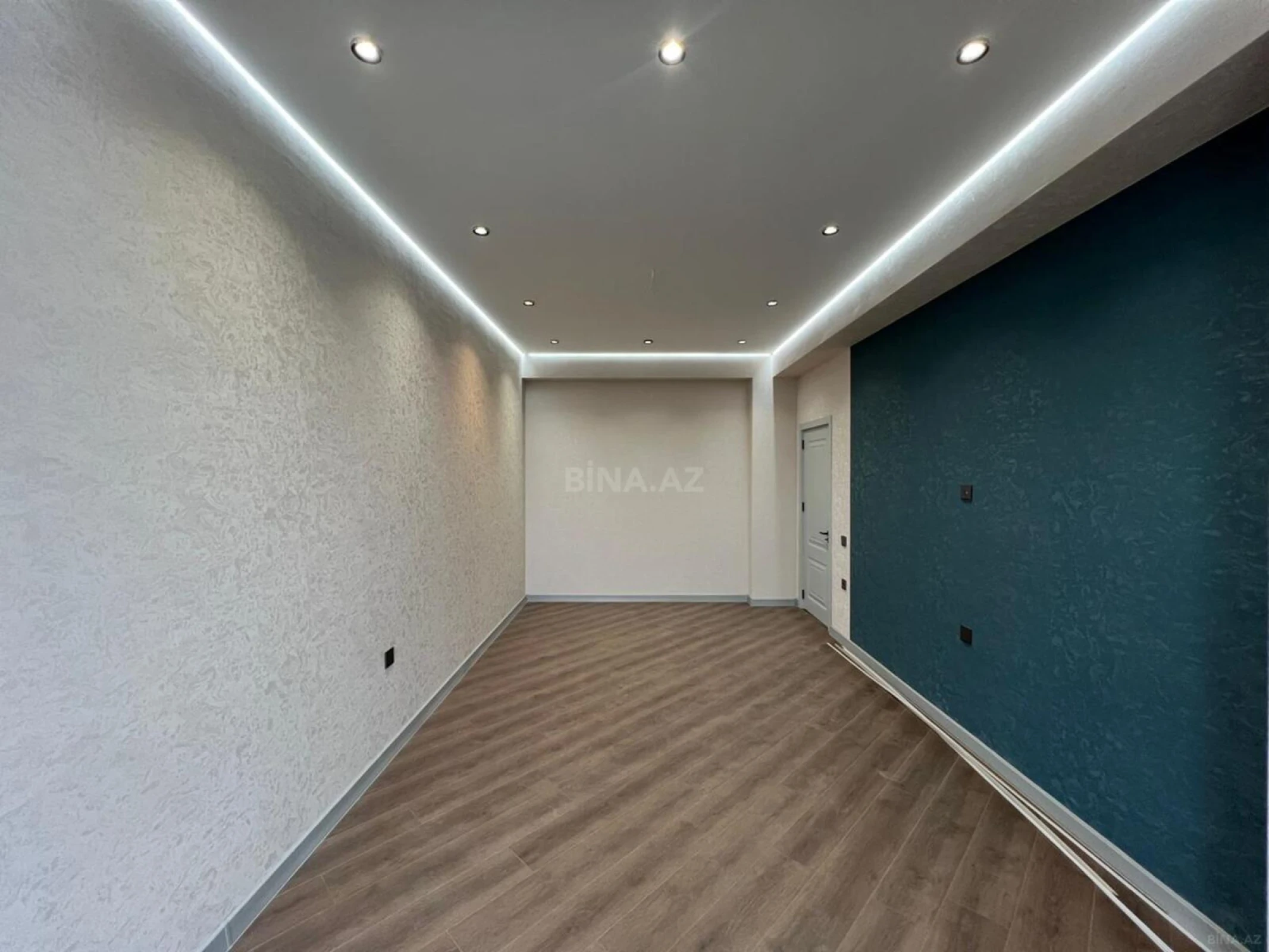 Satılır 3 otaqlı mənzil 98 m²