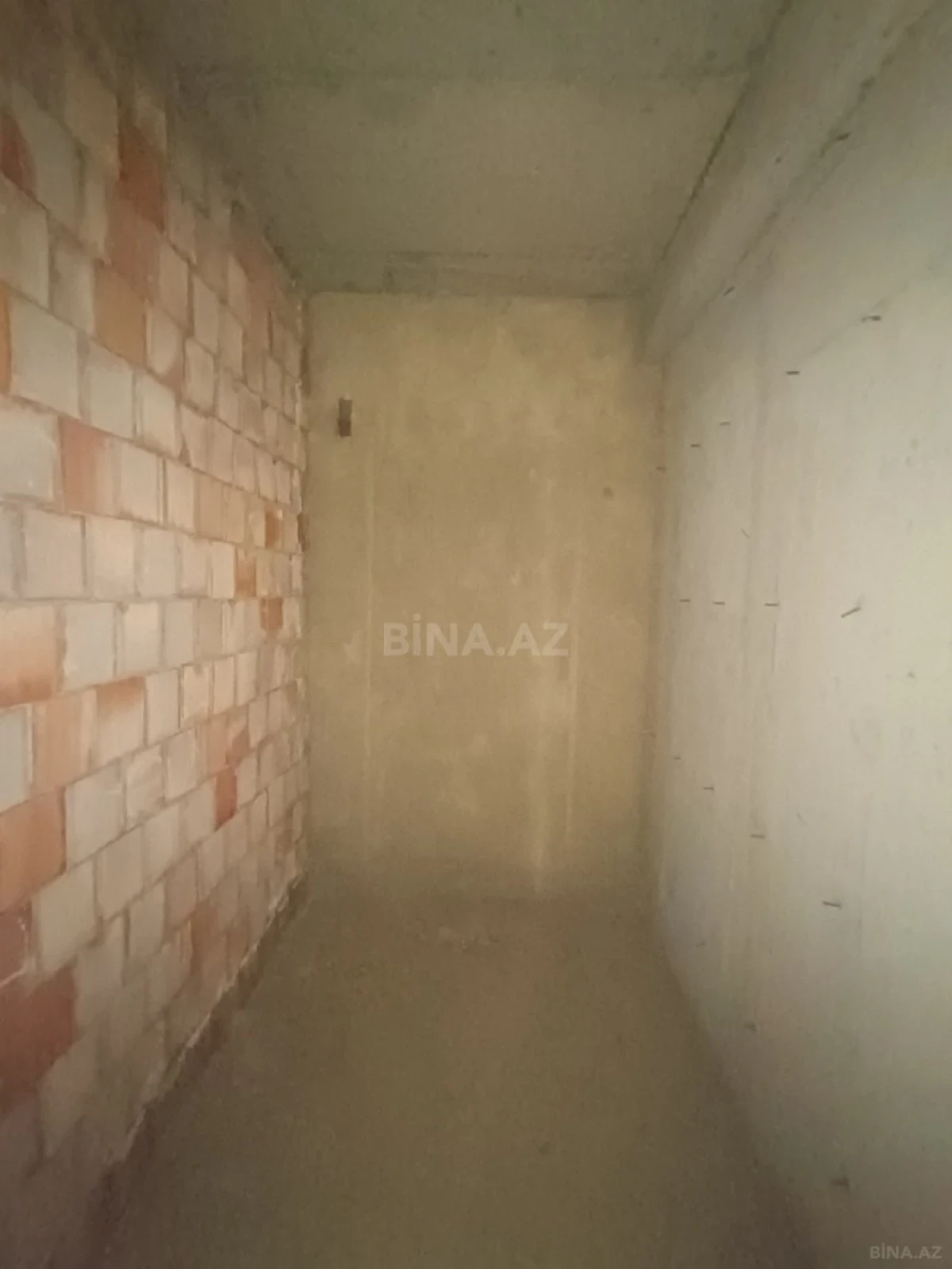 Satılır 3 otaqlı mənzil 117.5 m²