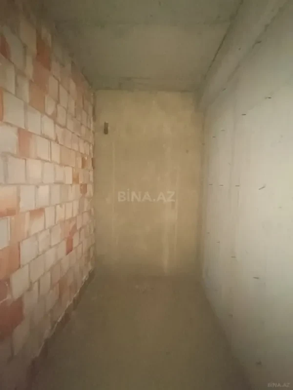 Satılır 3 otaqlı mənzil 117.5 m²