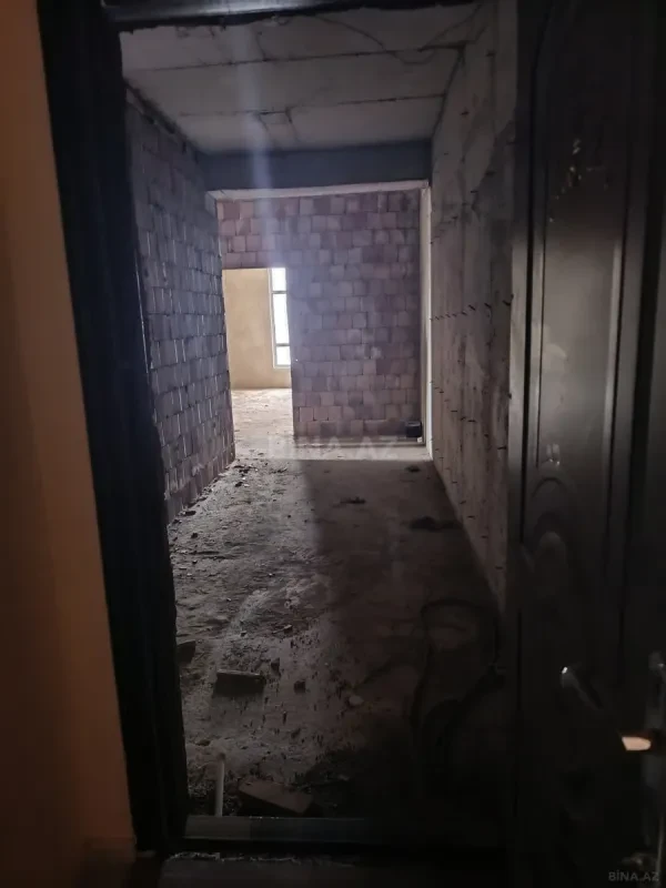 Satılır 3 otaqlı mənzil 117.5 m²