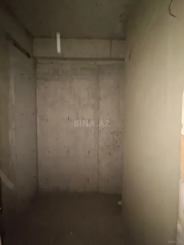 Satılır 3 otaqlı mənzil 117.5 m²