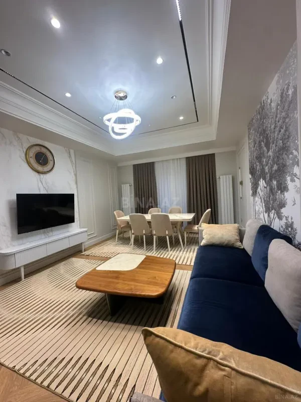 Kirayə verilir 3 otaqlı mənzil 130 m²