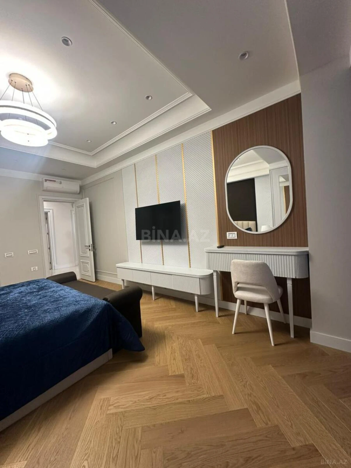 Kirayə verilir 3 otaqlı mənzil 130 m²