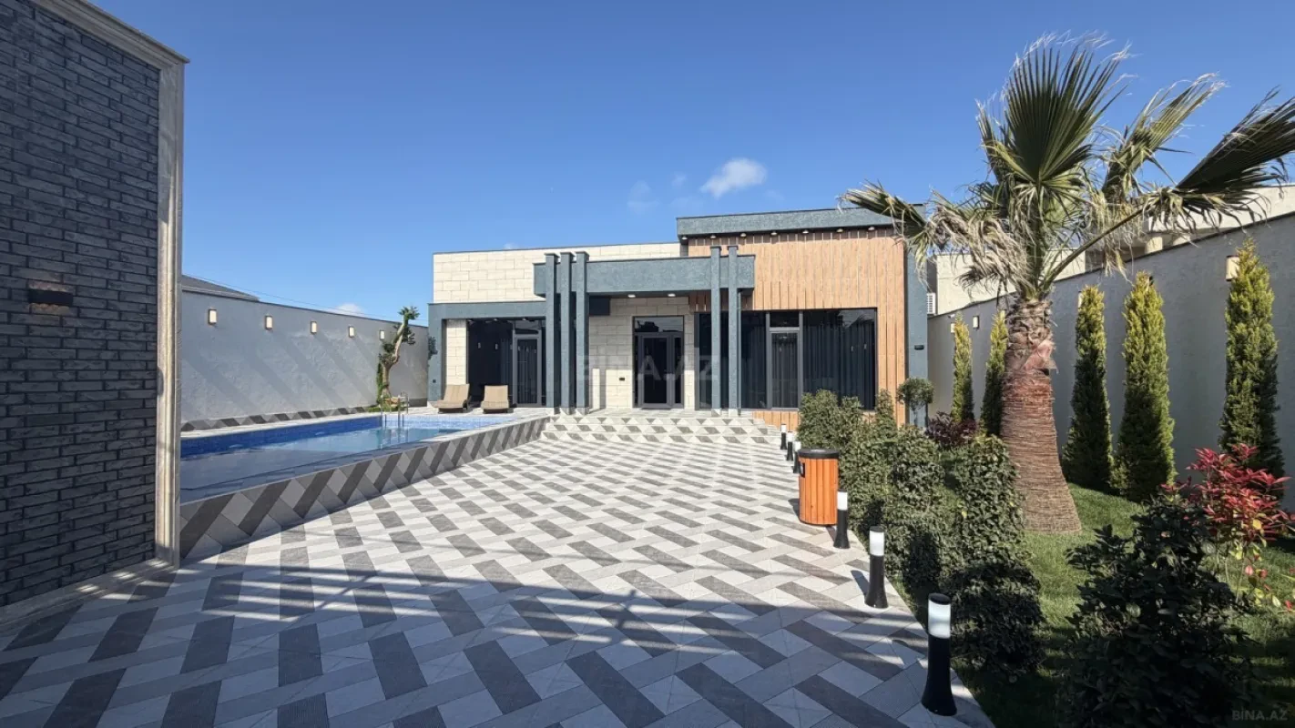 Satılır 5 otaqlı həyət evi 180 m²
