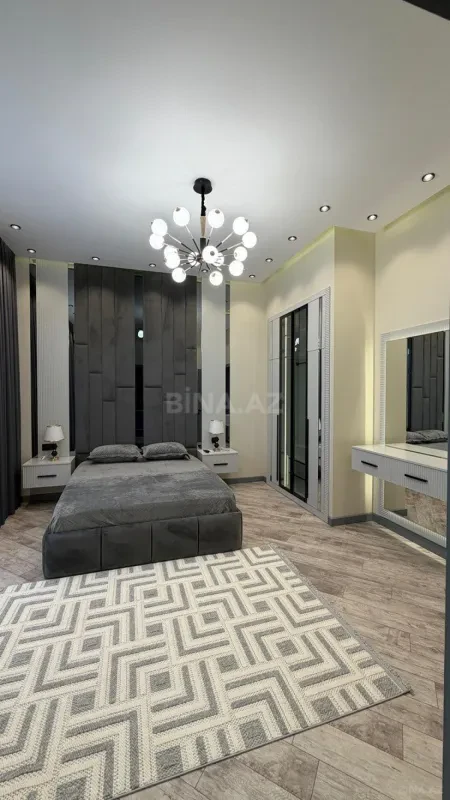 Satılır 5 otaqlı həyət evi 180 m²