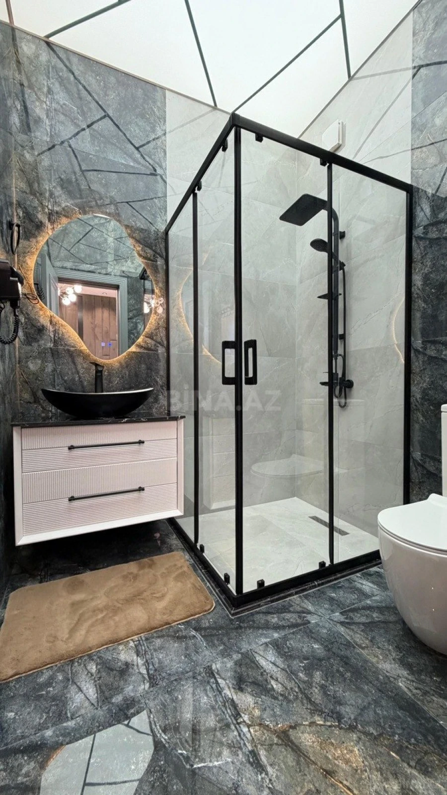 Satılır 5 otaqlı həyət evi 180 m²