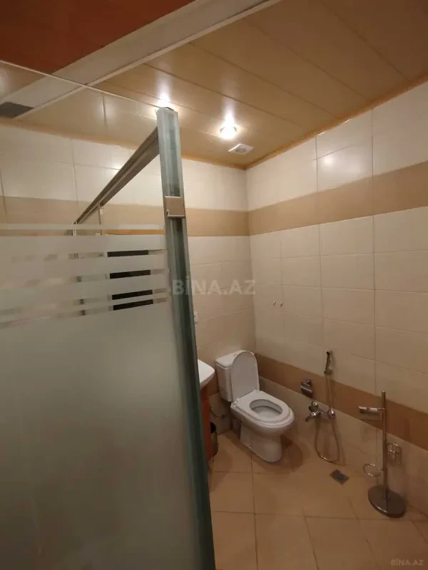 Kirayə verilir 3 otaqlı mənzil 160 m²