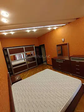 Kirayə verilir 3 otaqlı mənzil 160 m²