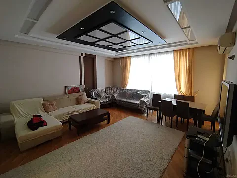 Kirayə verilir 3 otaqlı mənzil 160 m² — Bakı, Nəsimi 3 otaq 160.00 m²