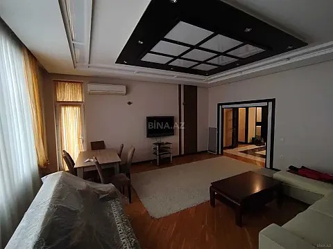 Kirayə verilir 3 otaqlı mənzil 160 m²