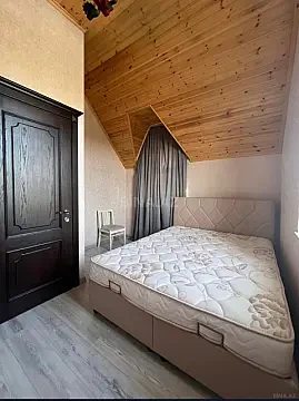 Kirayə verilir 6 otaqlı həyət evi 300 m²