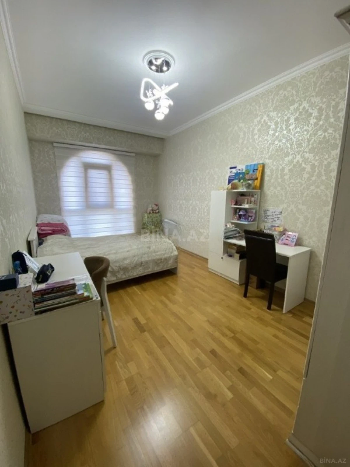 Satılır 3 otaqlı mənzil 117 m²