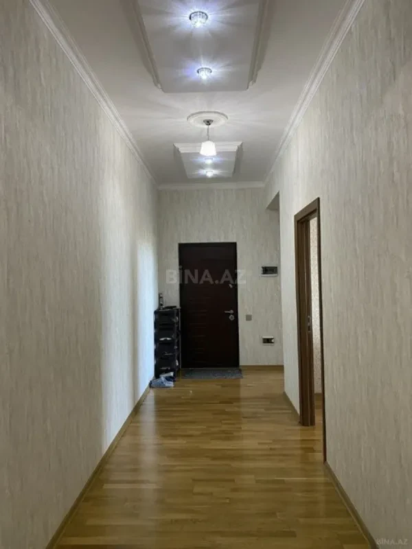 Satılır 3 otaqlı mənzil 117 m²