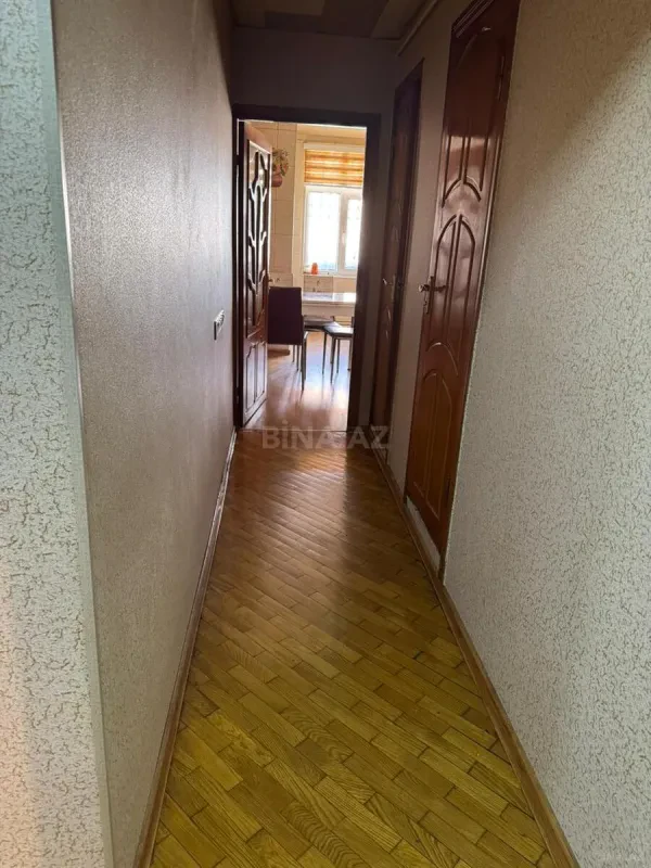Satılır 4 otaqlı mənzil 100 m²