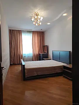 Kirayə verilir 3 otaqlı mənzil 120 m²