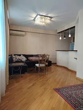 Kirayə verilir 3 otaqlı mənzil 120 m²