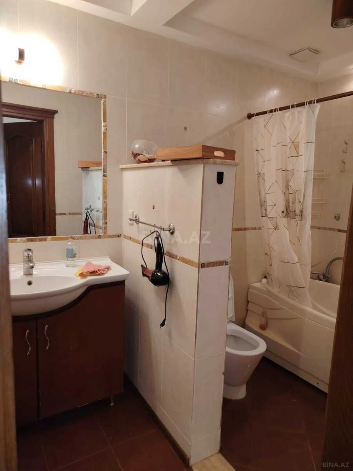 Kirayə verilir 3 otaqlı mənzil 120 m²