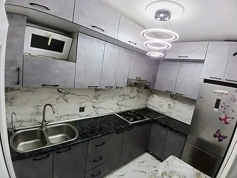 Satılır 2 otaqlı mənzil 35 m²