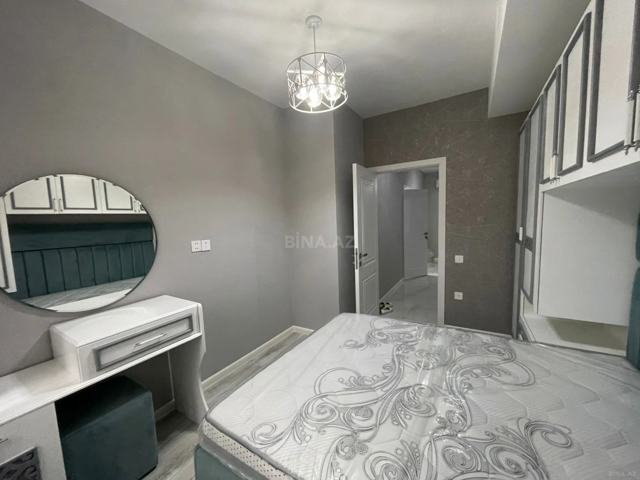 Kirayə verilir 2 otaqlı mənzil 65 m²
