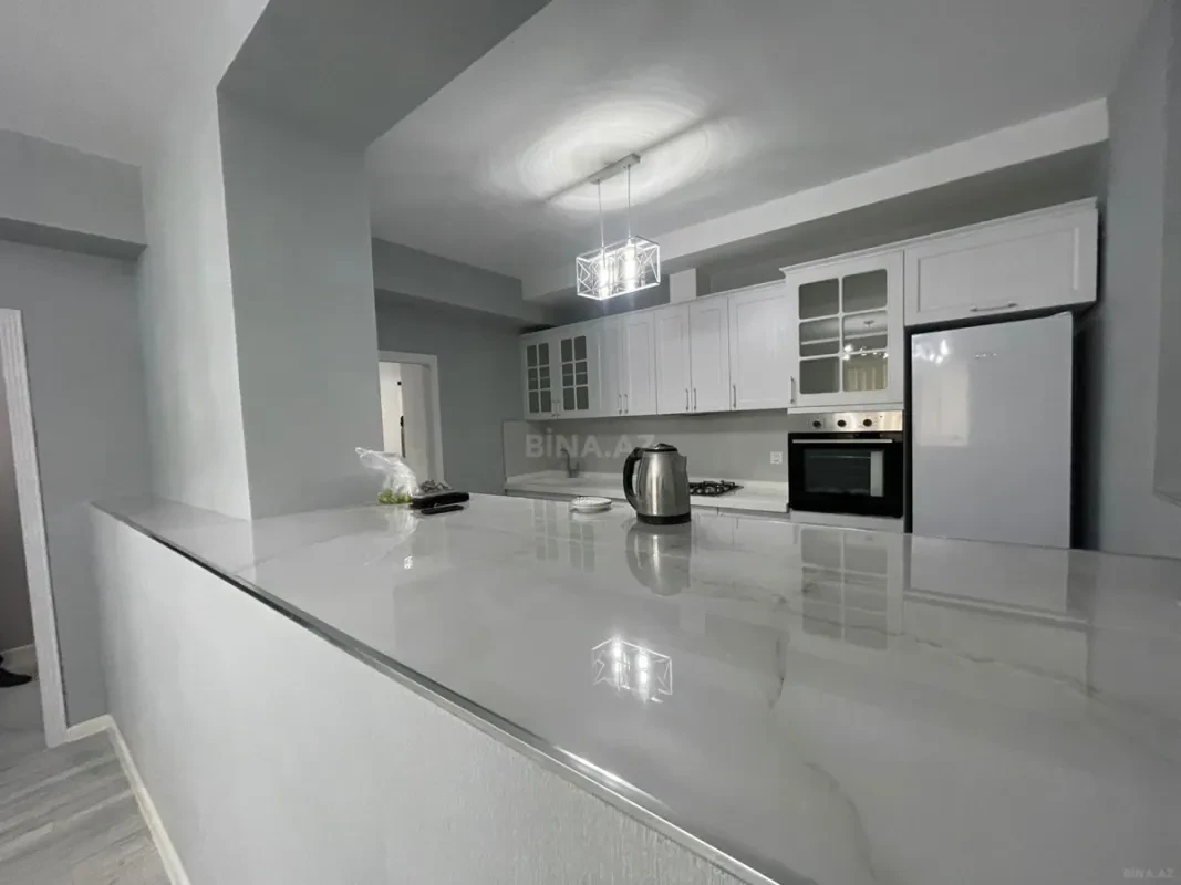 Kirayə verilir 2 otaqlı mənzil 65 m²