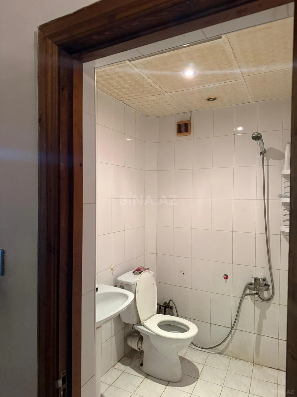 Kirayə verilir 2 otaqlı mənzil 40 m²