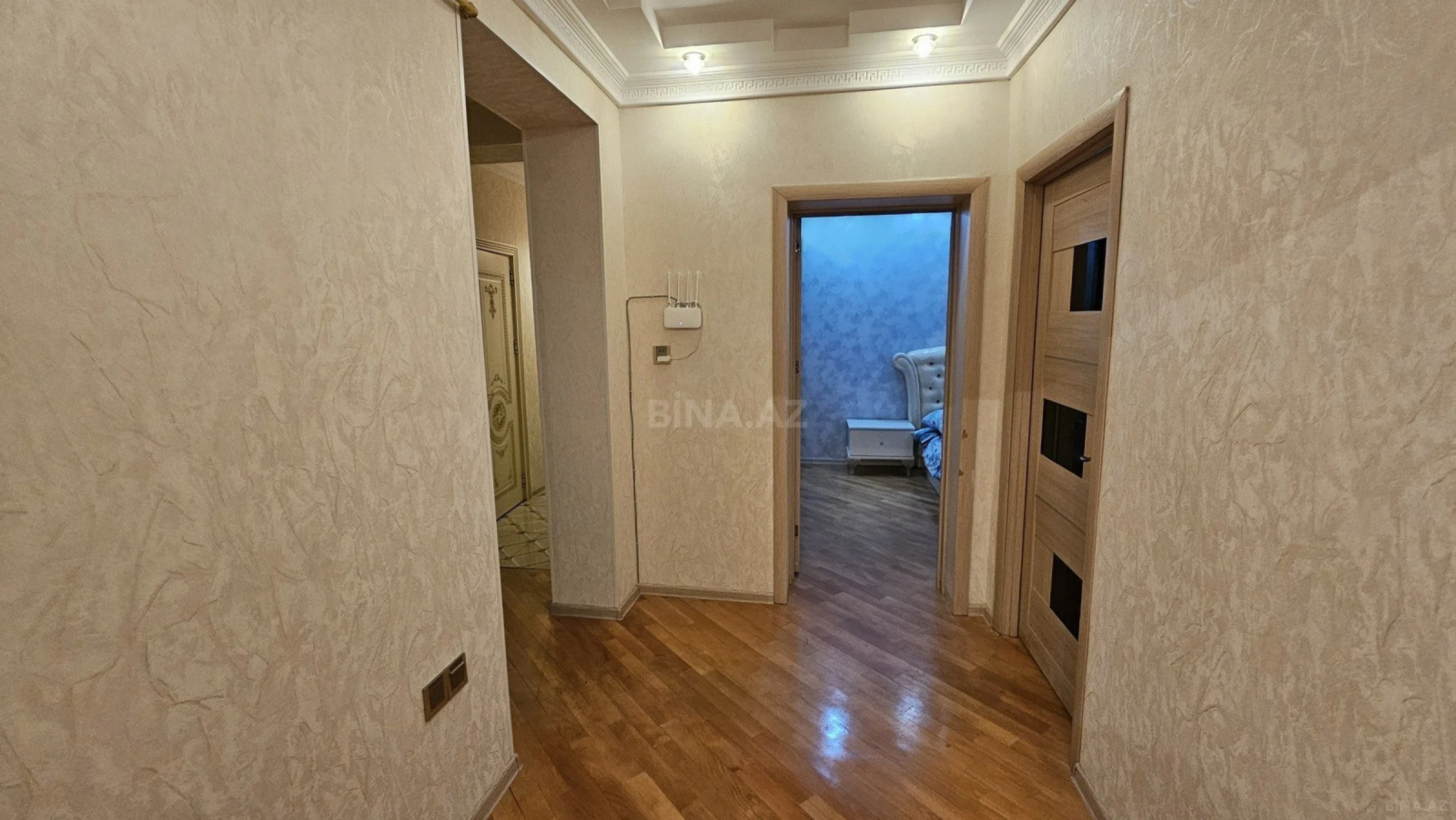 Satılır 3 otaqlı mənzil 101 m²