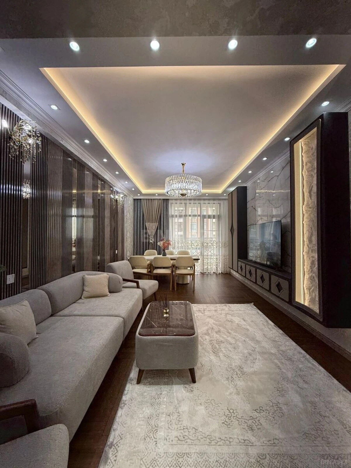 Satılır 3 otaqlı mənzil 127 m²