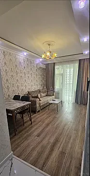 Kirayə verilir 2 otaqlı mənzil 60 m²