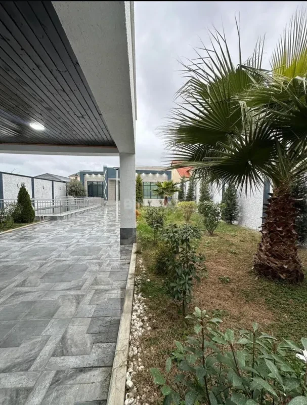 Satılır 4 otaqlı həyət evi 150 m²