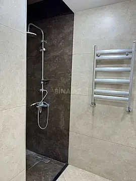 Kirayə verilir 2 otaqlı mənzil 55 m²