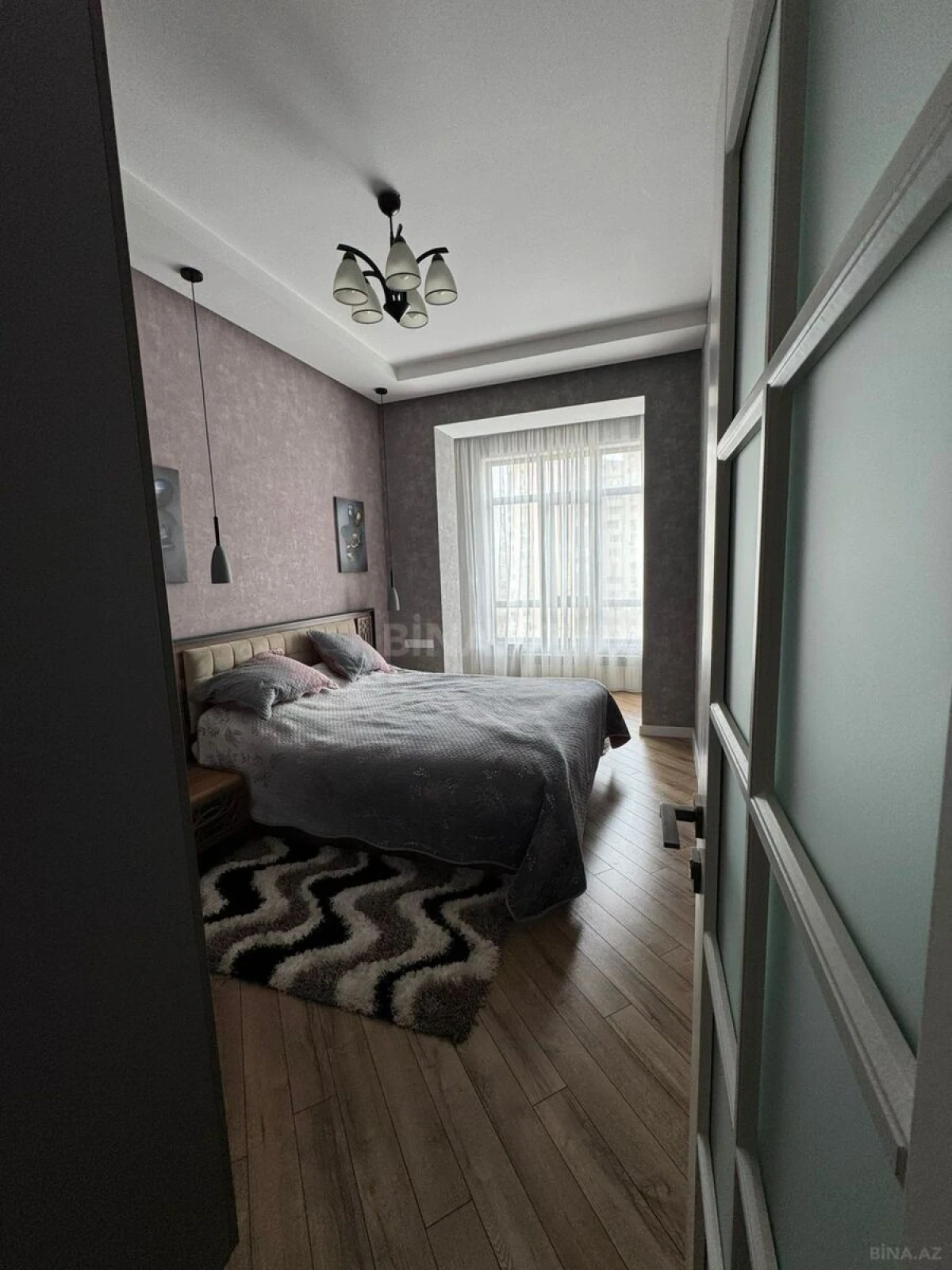 Kirayə verilir 2 otaqlı mənzil 55 m²
