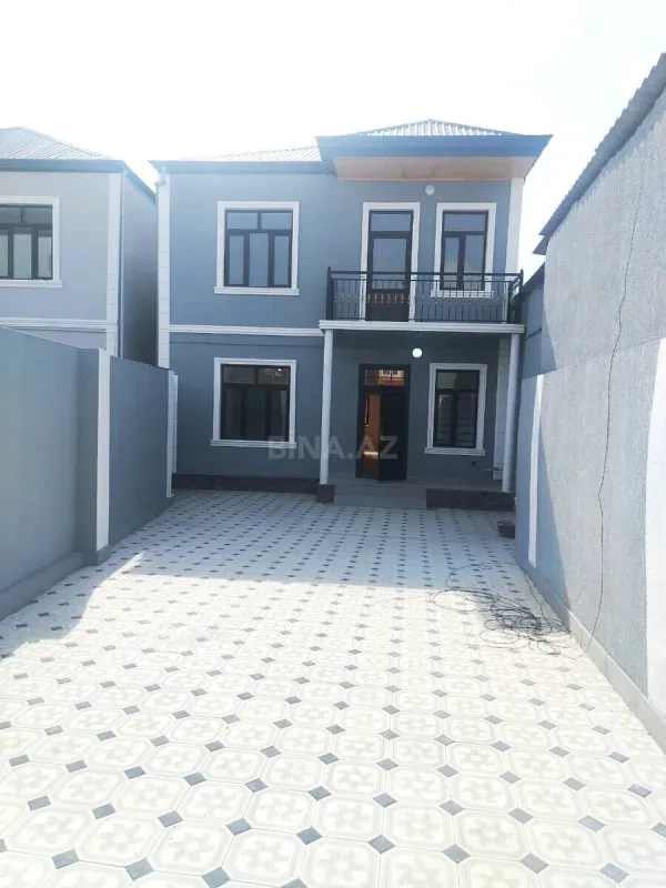 Satılır 4 otaqlı həyət evi 160 m²