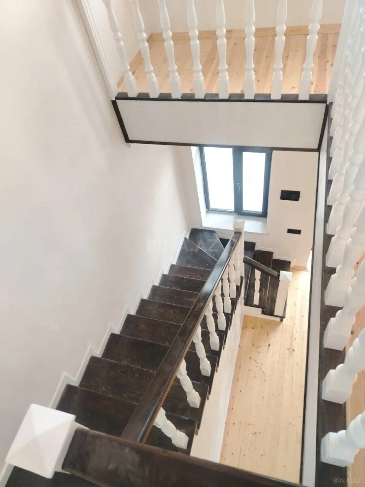 Satılır 4 otaqlı həyət evi 160 m²