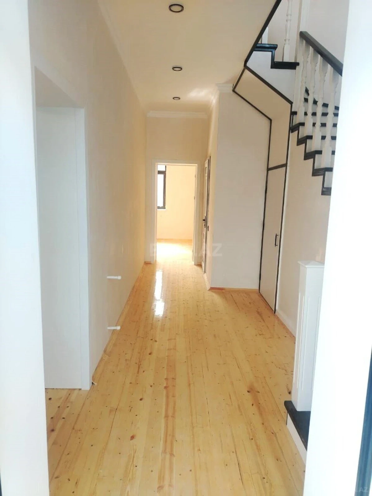Satılır 4 otaqlı həyət evi 160 m²