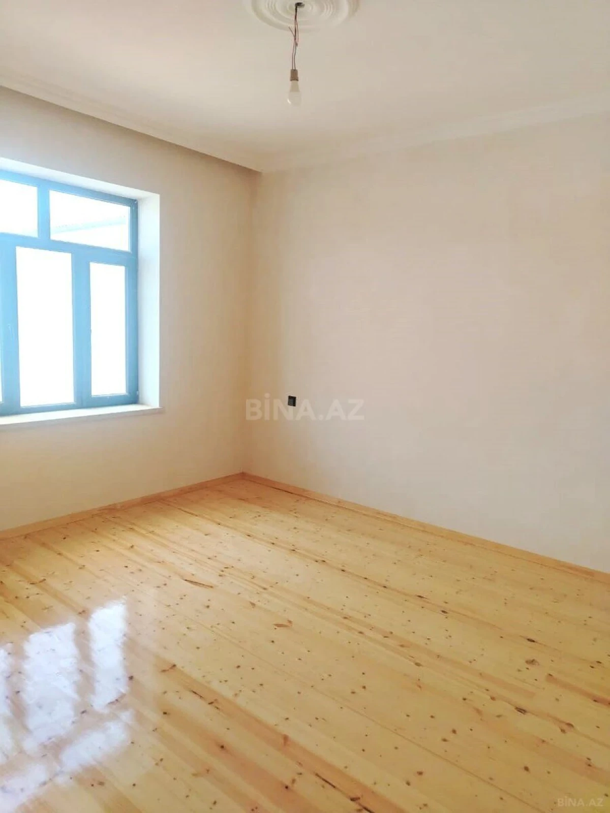 Satılır 4 otaqlı həyət evi 160 m²