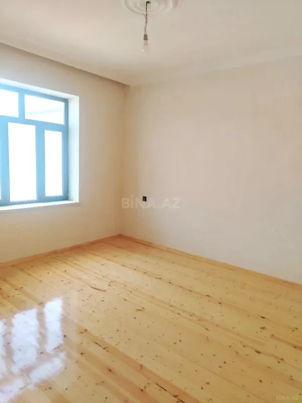 Satılır 4 otaqlı həyət evi 160 m²